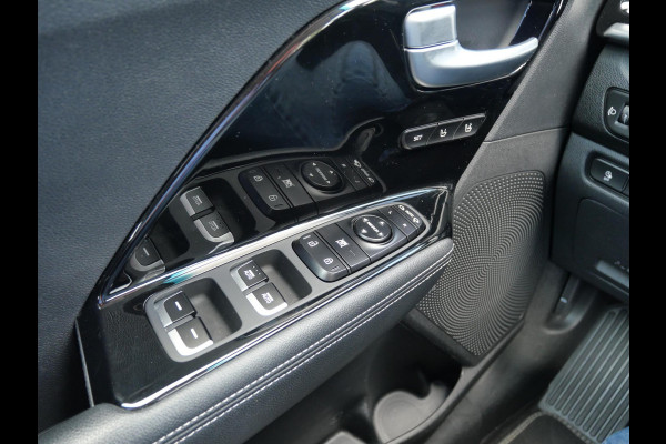Kia e-Niro ExecutiveLine 64 kWh | Stoel Verkoeling | Schuif/Kantel dak | Elek. Stoelen |