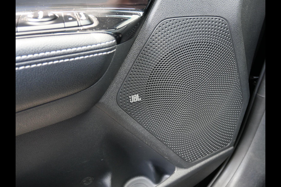 Kia e-Niro ExecutiveLine 64 kWh | Stoel Verkoeling | Schuif/Kantel dak | Elek. Stoelen |