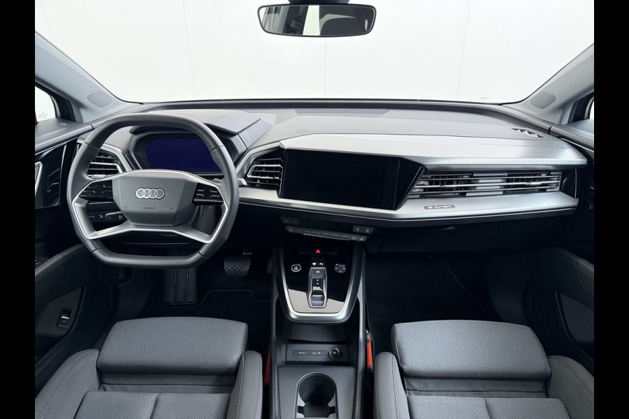 Audi Q4 e-tron 40 Launch Edition Advanced 82kWh Trekhaak Sportstoelen+Verwarmd Apple Carplay Android Auto Navi Ecc Pdc Elek.Achterklep Matrix Led Cruise Control Lmv 19" Isofix DAB 1.000KG Trekgewicht 1e Eigenaar Origineel Nederlandse Auto