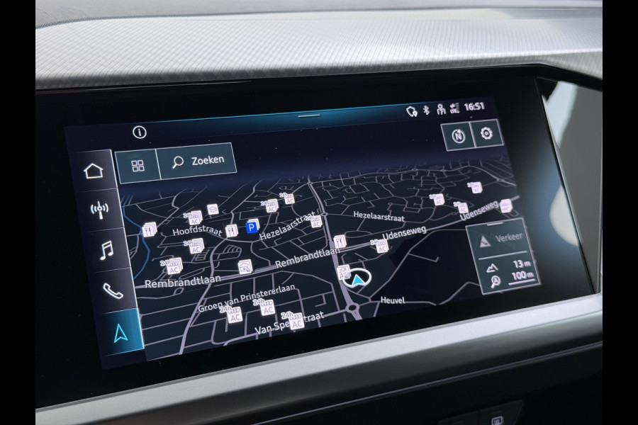 Audi Q4 e-tron 40 Launch Edition Advanced 82kWh Trekhaak Sportstoelen+Verwarmd Apple Carplay Android Auto Navi Ecc Pdc Elek.Achterklep Matrix Led Cruise Control Lmv 19" Isofix DAB 1.000KG Trekgewicht 1e Eigenaar Origineel Nederlandse Auto