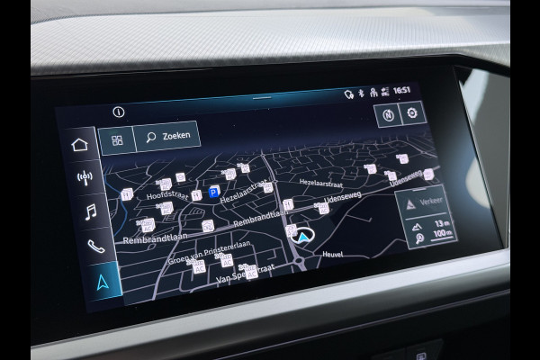Audi Q4 e-tron 40 Launch Edition Advanced 82kWh Trekhaak Sportstoelen+Verwarmd Apple Carplay Android Auto Navi Ecc Pdc Elek.Achterklep Matrix Led Cruise Control Lmv 19" Isofix DAB 1.000KG Trekgewicht 1e Eigenaar Origineel Nederlandse Auto
