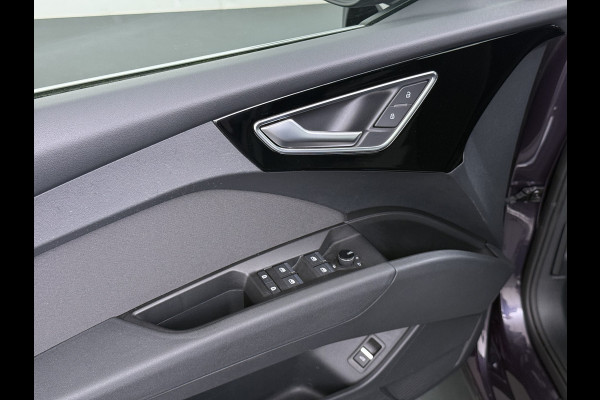 Audi Q4 e-tron 40 Launch Edition Advanced 82kWh Trekhaak Sportstoelen+Verwarmd Apple Carplay Android Auto Navi Ecc Pdc Elek.Achterklep Matrix Led Cruise Control Lmv 19" Isofix DAB 1.000KG Trekgewicht 1e Eigenaar Origineel Nederlandse Auto