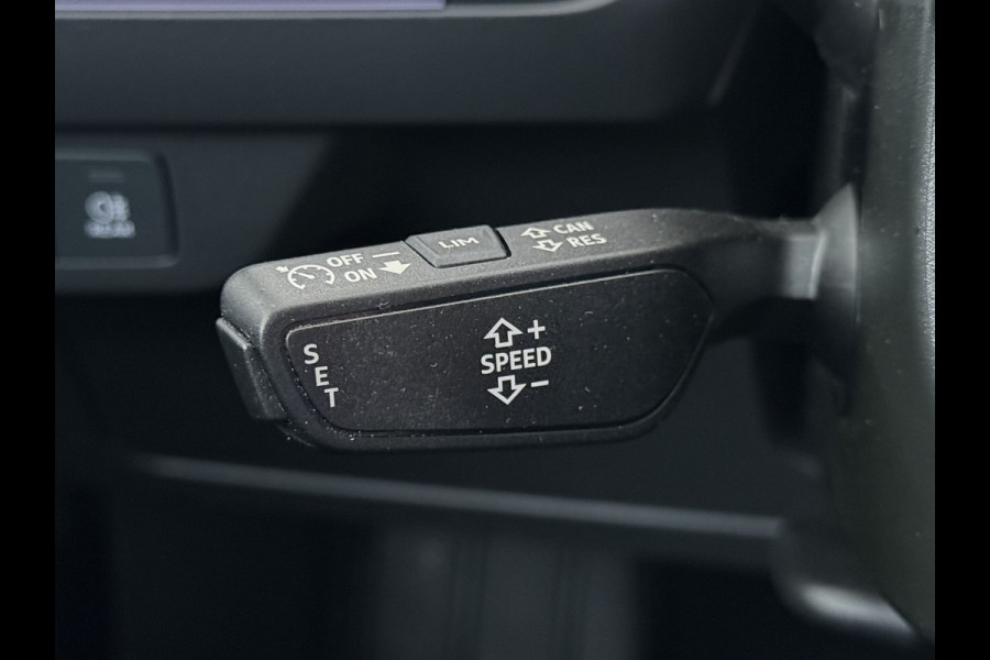 Audi Q4 e-tron 40 Launch Edition Advanced 82kWh Trekhaak Sportstoelen+Verwarmd Apple Carplay Android Auto Navi Ecc Pdc Elek.Achterklep Matrix Led Cruise Control Lmv 19" Isofix DAB 1.000KG Trekgewicht 1e Eigenaar Origineel Nederlandse Auto