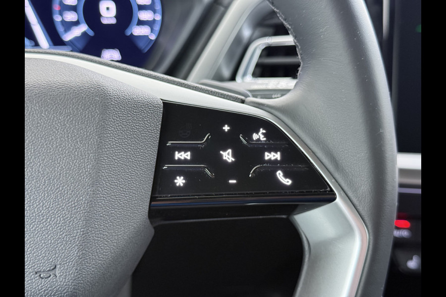 Audi Q4 e-tron 40 Launch Edition Advanced 82kWh Trekhaak Sportstoelen+Verwarmd Apple Carplay Android Auto Navi Ecc Pdc Elek.Achterklep Matrix Led Cruise Control Lmv 19" Isofix DAB 1.000KG Trekgewicht 1e Eigenaar Origineel Nederlandse Auto