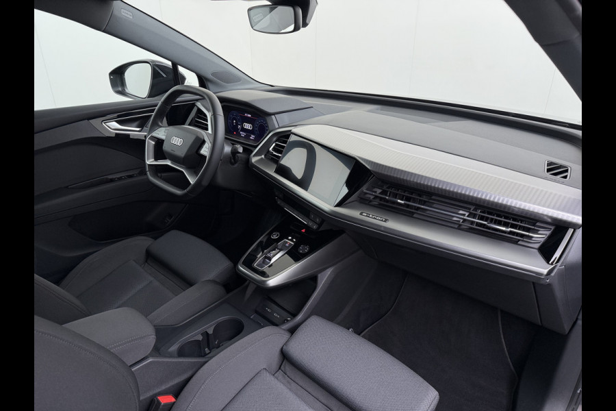Audi Q4 e-tron 40 Launch Edition Advanced 82kWh Trekhaak Sportstoelen+Verwarmd Apple Carplay Android Auto Navi Ecc Pdc Elek.Achterklep Matrix Led Cruise Control Lmv 19" Isofix DAB 1.000KG Trekgewicht 1e Eigenaar Origineel Nederlandse Auto