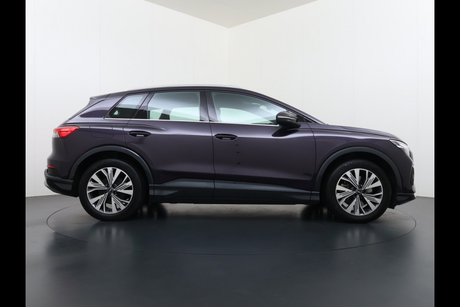 Audi Q4 e-tron 40 Launch Edition Advanced 82kWh Trekhaak Sportstoelen+Verwarmd Apple Carplay Android Auto Navi Ecc Pdc Elek.Achterklep Matrix Led Cruise Control Lmv 19" Isofix DAB 1.000KG Trekgewicht 1e Eigenaar Origineel Nederlandse Auto