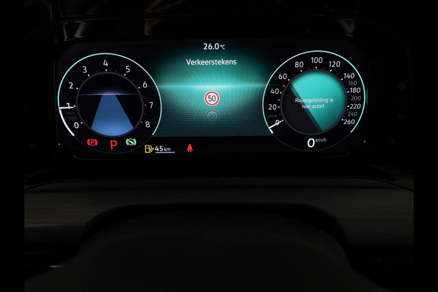 Volkswagen Golf 1.5 eTSI Style 150PK | Automaat (DSG) | Navigatie | Parkeersensoren | Led