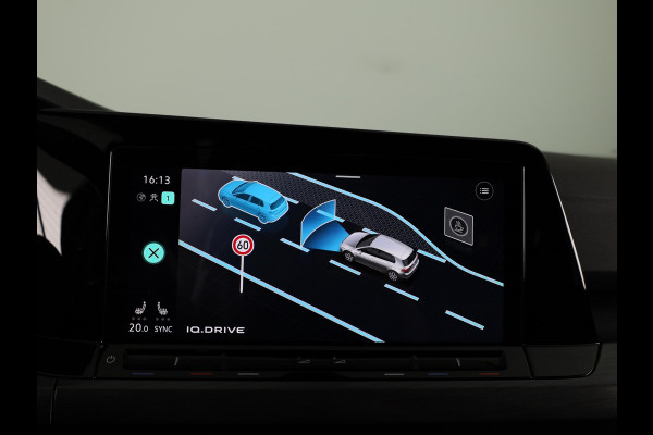 Volkswagen Golf 1.5 eTSI Style 150PK | Automaat (DSG) | Navigatie | Parkeersensoren | Led
