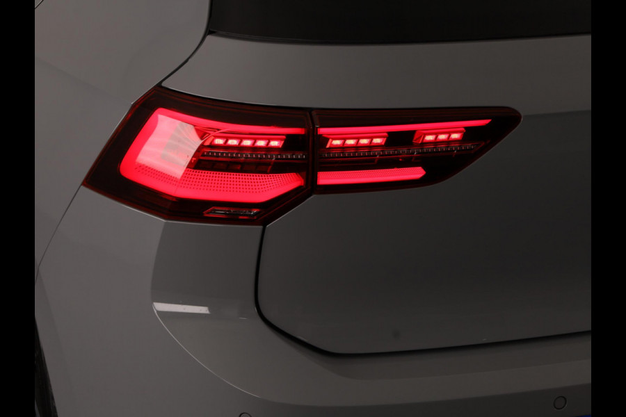 Volkswagen Golf 1.5 eTSI Style 150PK | Automaat (DSG) | Navigatie | Parkeersensoren | Led