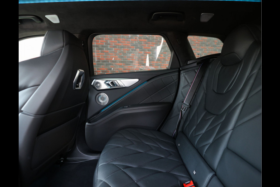 BMW XM PHEV 30 kWh | M Drivers Pack - Bowers&Wilkins