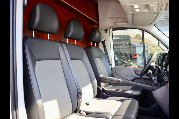 Volkswagen Crafter 35 2.0 TDI L3H3 3000KG TREKHAAK