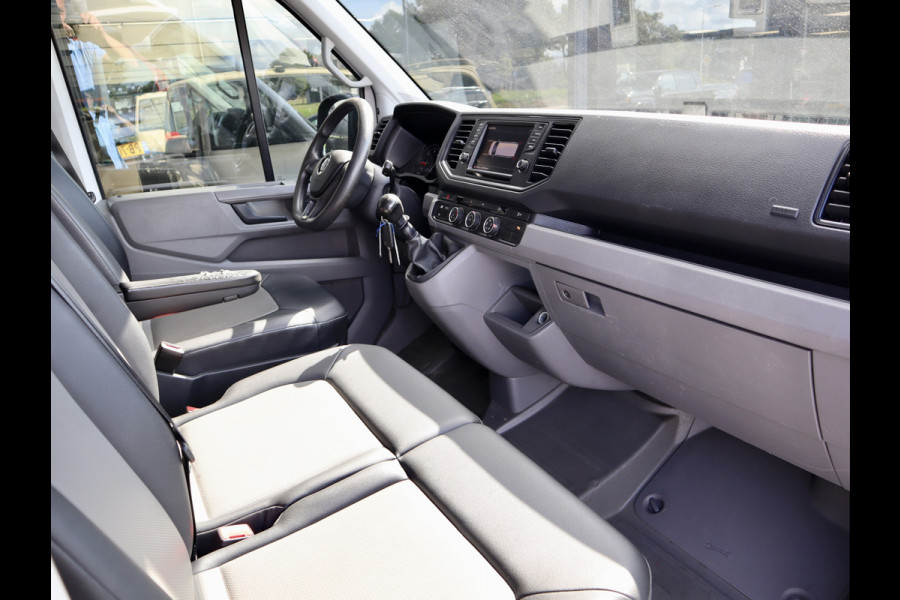 Volkswagen Crafter 35 2.0 TDI L3H3 3000KG TREKHAAK