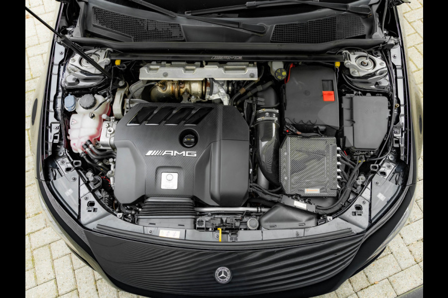 Mercedes-Benz A-Klasse AMG 45 S 4MATIC+ - Pano - Schaalstoelen - Milltek Uitlaat - Distronic