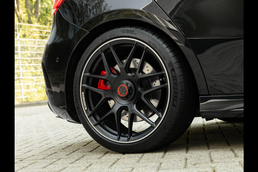 Mercedes-Benz A-Klasse AMG 45 S 4MATIC+ - Pano - Schaalstoelen - Milltek Uitlaat - Distronic