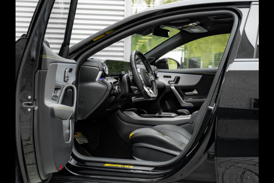 Mercedes-Benz A-Klasse AMG 45 S 4MATIC+ - Pano - Schaalstoelen - Milltek Uitlaat - Distronic