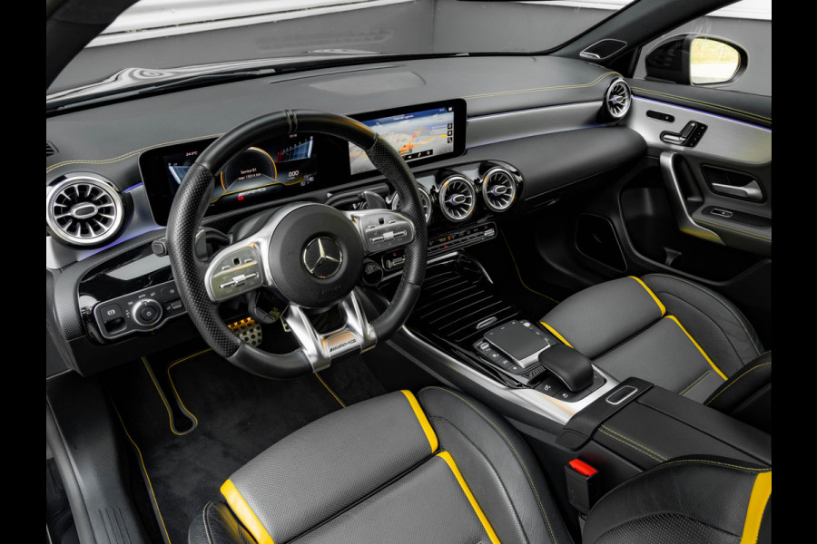 Mercedes-Benz A-Klasse AMG 45 S 4MATIC+ - Pano - Schaalstoelen - Milltek Uitlaat - Distronic