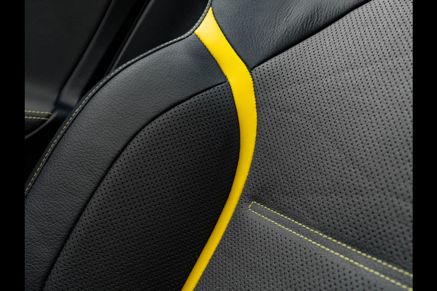 Mercedes-Benz A-Klasse AMG 45 S 4MATIC+ - Pano - Schaalstoelen - Milltek Uitlaat - Distronic