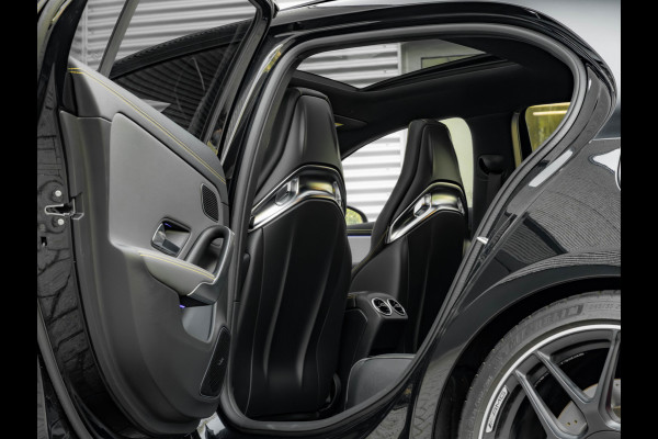 Mercedes-Benz A-Klasse AMG 45 S 4MATIC+ - Pano - Schaalstoelen - Milltek Uitlaat - Distronic