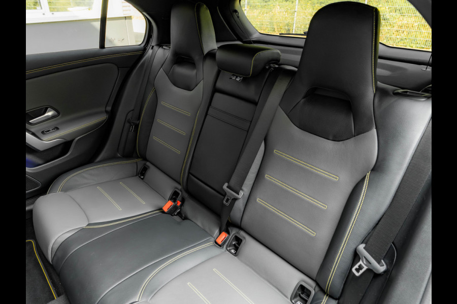 Mercedes-Benz A-Klasse AMG 45 S 4MATIC+ - Pano - Schaalstoelen - Milltek Uitlaat - Distronic