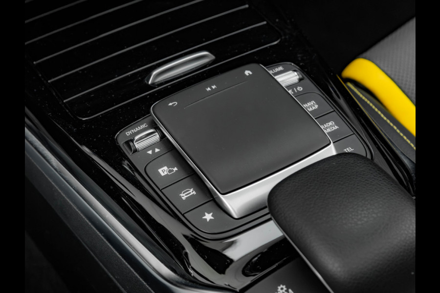 Mercedes-Benz A-Klasse AMG 45 S 4MATIC+ - Pano - Schaalstoelen - Milltek Uitlaat - Distronic