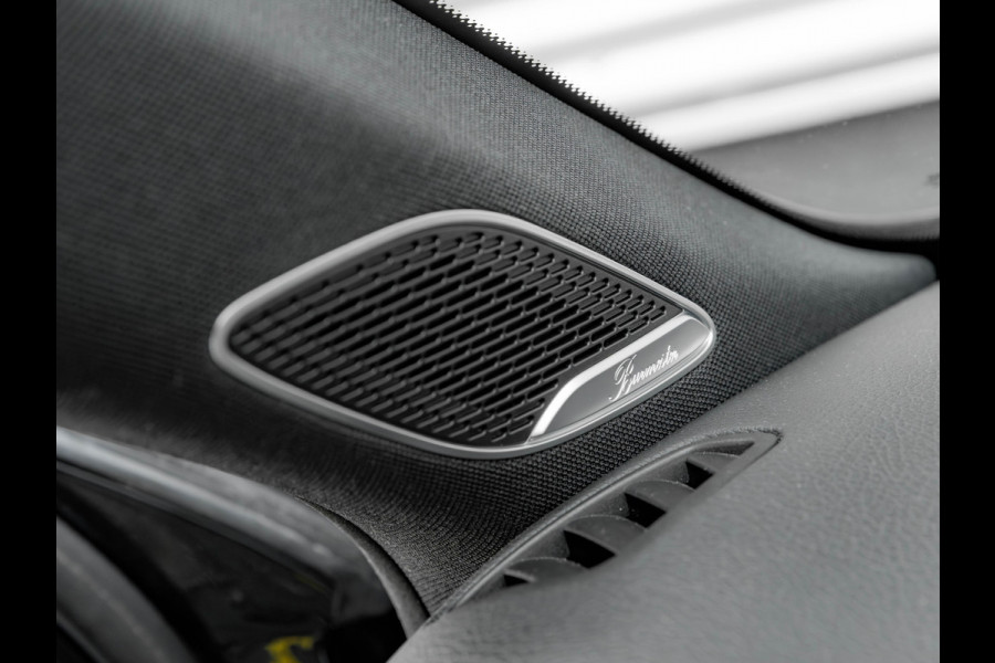 Mercedes-Benz A-Klasse AMG 45 S 4MATIC+ - Pano - Schaalstoelen - Milltek Uitlaat - Distronic