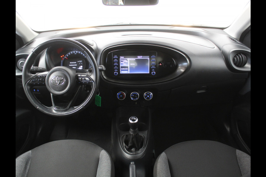 Toyota Aygo X 1.0 VVT-i MT Play AIRCO | CARPLAY | CAMERA | LED | DAB | ADAPCRUISE | BLUETOOTH