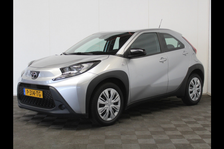 Toyota Aygo X 1.0 VVT-i MT Play AIRCO | CARPLAY | CAMERA | LED | DAB | ADAPCRUISE | BLUETOOTH