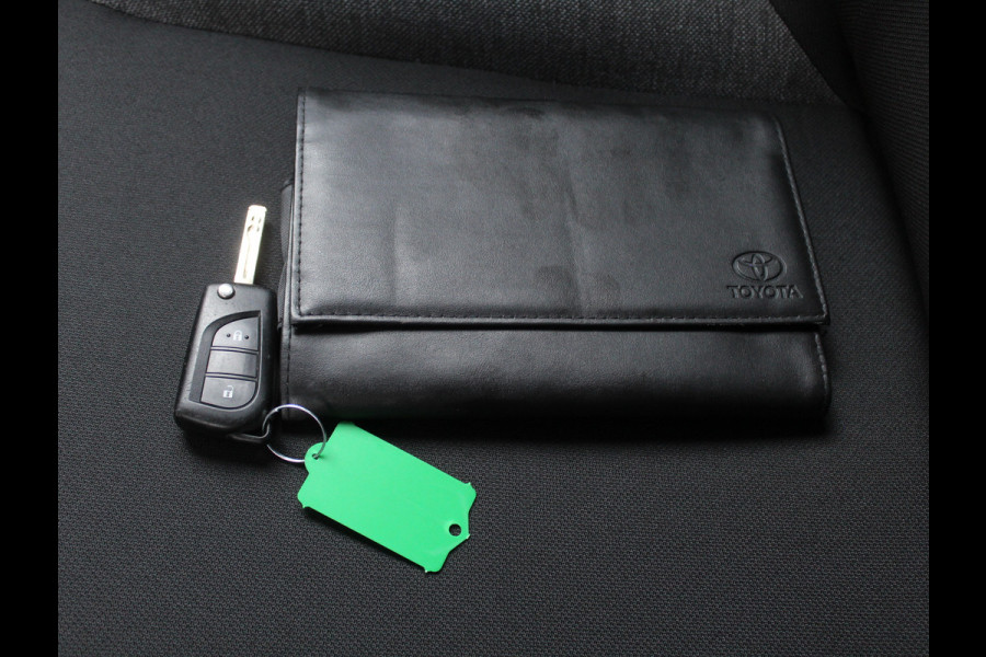 Toyota Aygo X 1.0 VVT-i MT Play AIRCO | CARPLAY | CAMERA | LED | DAB | ADAPCRUISE | BLUETOOTH