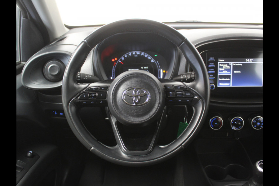 Toyota Aygo X 1.0 VVT-i MT Play AIRCO | CARPLAY | CAMERA | LED | DAB | ADAPCRUISE | BLUETOOTH