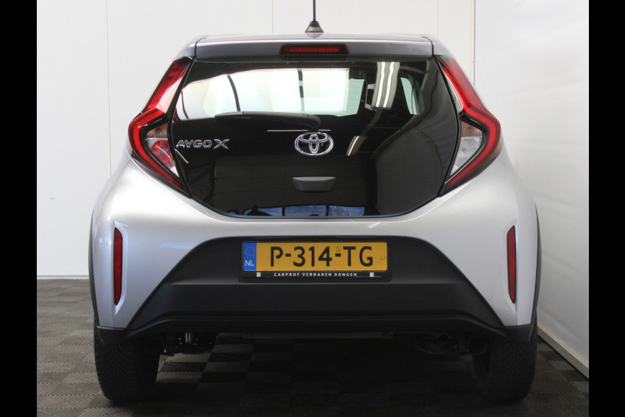 Toyota Aygo X 1.0 VVT-i MT Play AIRCO | CARPLAY | CAMERA | LED | DAB | ADAPCRUISE | BLUETOOTH