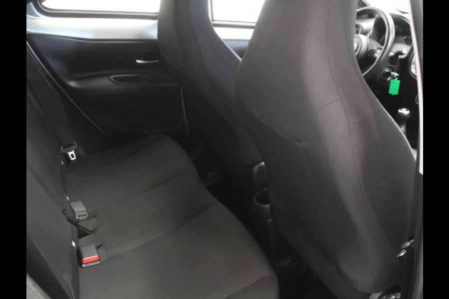 Toyota Aygo X 1.0 VVT-i MT Play AIRCO | CARPLAY | CAMERA | LED | DAB | ADAPCRUISE | BLUETOOTH
