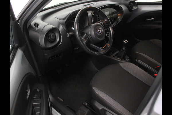 Toyota Aygo X 1.0 VVT-i MT Play AIRCO | CARPLAY | CAMERA | LED | DAB | ADAPCRUISE | BLUETOOTH