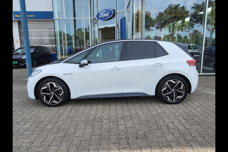 Volkswagen ID.3 First Plus 58 kWh SOH 92,2% | Adaptive cruise control | IQ-light | 2de eigenaar | PDC v+a | 19'' velgen | Dealeronderhouden!