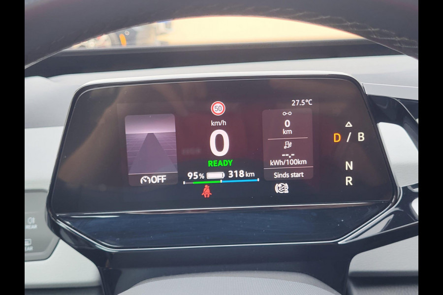 Volkswagen ID.3 First Plus 58 kWh SOH 92,2% | Adaptive cruise control | IQ-light | 2de eigenaar | PDC v+a | 19'' velgen | Dealeronderhouden!