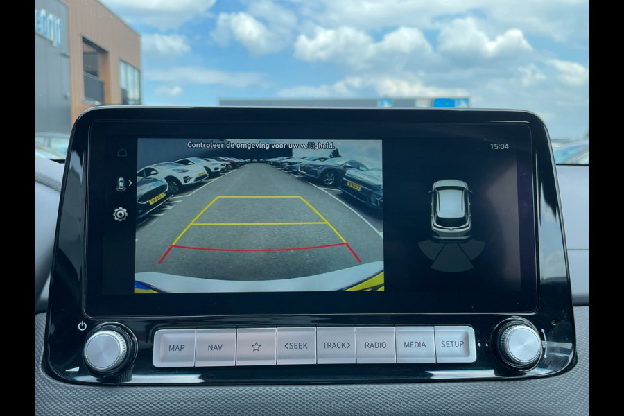 Hyundai Kona EV 64 kWh|FACELIFT MODEL|100% SOH|3-FASE|DIGITAL COCKPIT|CAMERA|CARPLAY|KRELL AUDIO|NAP|NL-AUTO|1e EIGENAAR|INCL.BTW|