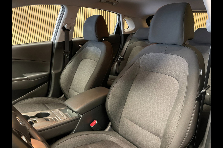 Hyundai Kona EV 64 kWh|FACELIFT MODEL|100% SOH|3-FASE|DIGITAL COCKPIT|CAMERA|CARPLAY|KRELL AUDIO|NAP|NL-AUTO|1e EIGENAAR|INCL.BTW|