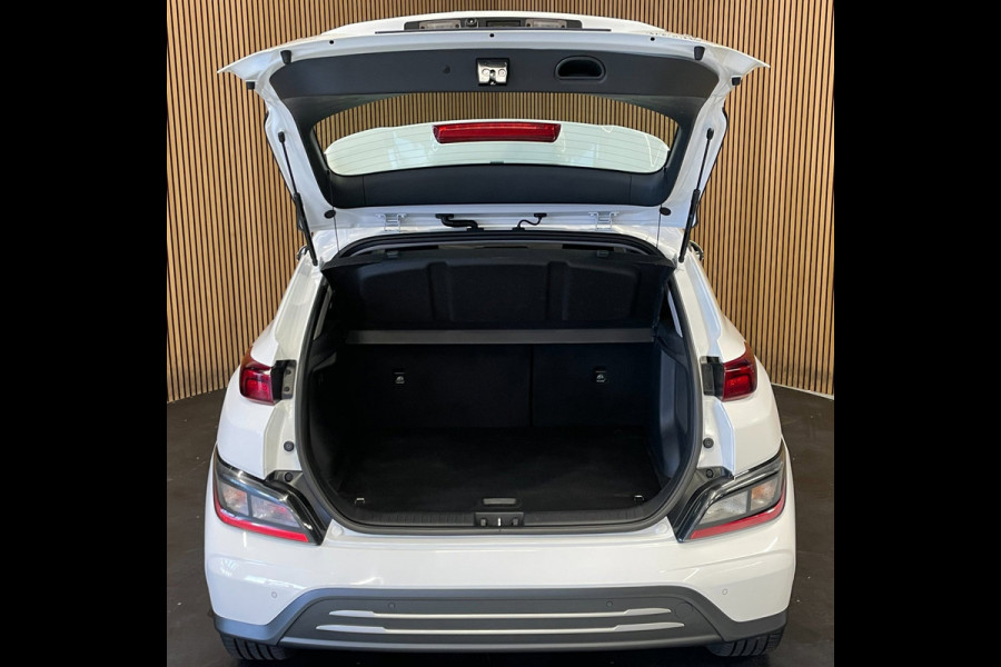 Hyundai Kona EV 64 kWh|FACELIFT MODEL|100% SOH|3-FASE|DIGITAL COCKPIT|CAMERA|CARPLAY|KRELL AUDIO|NAP|NL-AUTO|1e EIGENAAR|INCL.BTW|
