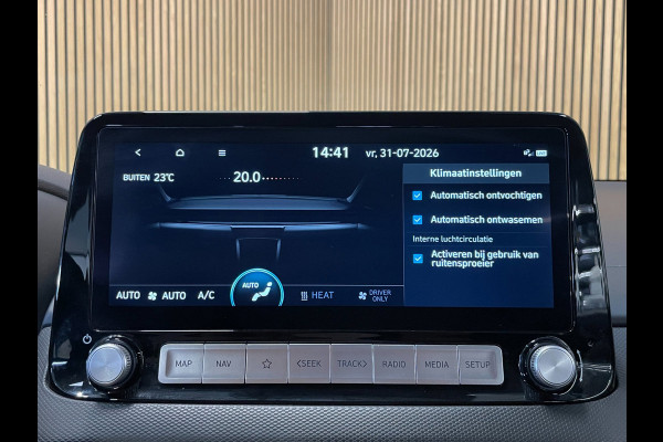 Hyundai Kona EV 64 kWh|FACELIFT MODEL|100% SOH|3-FASE|DIGITAL COCKPIT|CAMERA|CARPLAY|KRELL AUDIO|NAP|NL-AUTO|1e EIGENAAR|INCL.BTW|