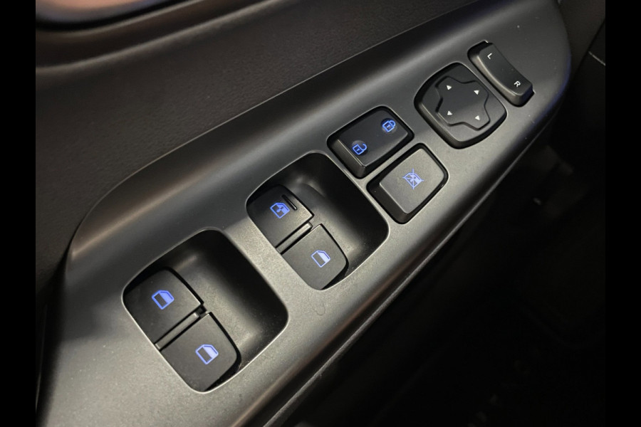 Hyundai Kona EV 64 kWh|FACELIFT MODEL|100% SOH|3-FASE|DIGITAL COCKPIT|CAMERA|CARPLAY|KRELL AUDIO|NAP|NL-AUTO|1e EIGENAAR|INCL.BTW|