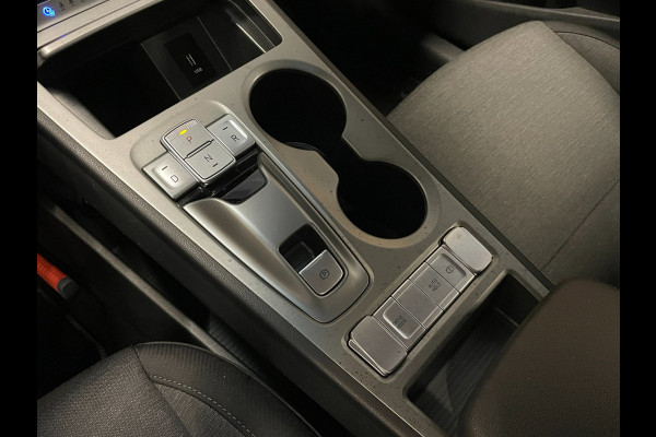 Hyundai Kona EV 64 kWh|FACELIFT MODEL|100% SOH|3-FASE|DIGITAL COCKPIT|CAMERA|CARPLAY|KRELL AUDIO|NAP|NL-AUTO|1e EIGENAAR|INCL.BTW|