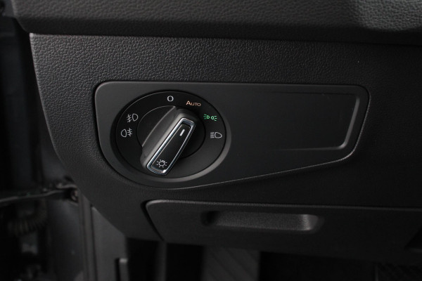 Volkswagen Tiguan Allspace 1.5 TSI 150pk DSG HighLine 7p. Navigatie Climate Control Lichtmetalen velgen Electrische Achterklep DAB Led Stoelverwarming