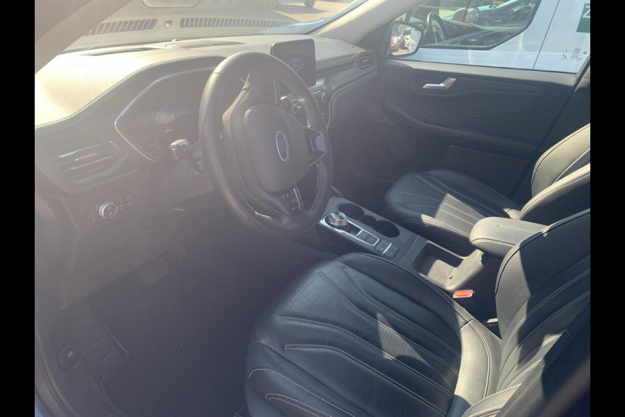 Ford Kuga 2.5 FHEV Vignale | Trekhaak elektrisch uitklapbaar | Panoramadak | Adaptive cruise control | Head up display | 19 inch | Winter Pack