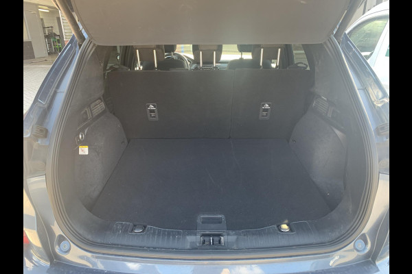Ford Kuga 2.5 FHEV Vignale | Trekhaak elektrisch uitklapbaar | Panoramadak | Adaptive cruise control | Head up display | 19 inch | Winter Pack