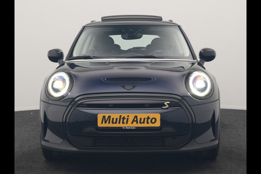 MINI Electric MINI Yours 32,6 kWh 184pk Dealer O.H. | Panodak | Head Up | Camera | Lederen Sportstoelen Verwarmd | Apple Carplay | Cruise Control | Navigatie | DAB |