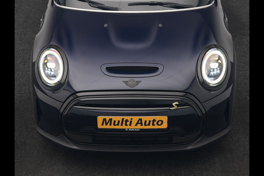 MINI Electric MINI Yours 32,6 kWh 184pk Dealer O.H. | Panodak | Head Up | Camera | Lederen Sportstoelen Verwarmd | Apple Carplay | Cruise Control | Navigatie | DAB |