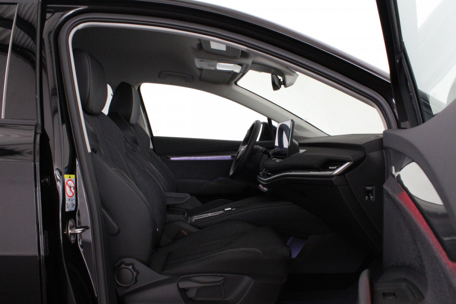 Škoda Elroq 60 Business Edition Loft > Direct leverbaar/Warmtepomp/Winterpakket/Black Magic...