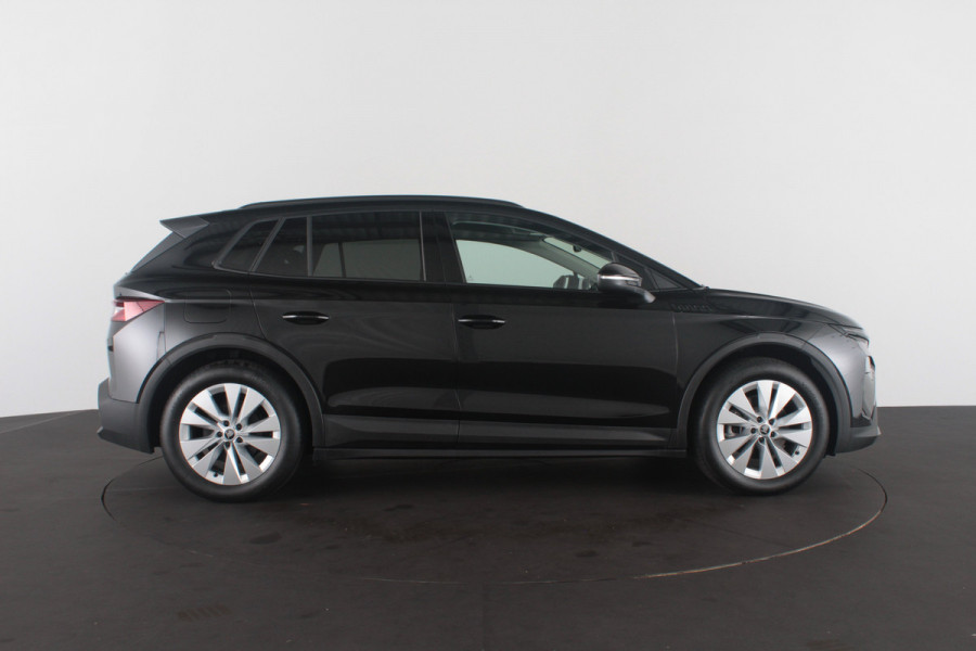 Škoda Elroq 60 Business Edition Loft > Direct leverbaar/Warmtepomp/Winterpakket/Black Magic...