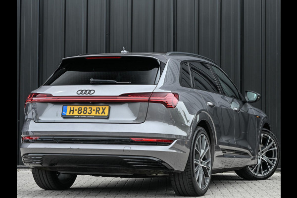 Audi e-tron e-tron 55 quattro advanced 95 kWh | Panoramadak | Luchtvering | 360 Camera | Adaptive Cruise | Memory Seats |