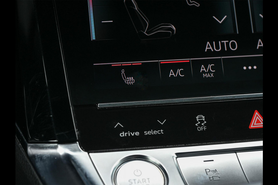 Audi e-tron e-tron 55 quattro advanced 95 kWh | Panoramadak | Luchtvering | 360 Camera | Adaptive Cruise | Memory Seats |