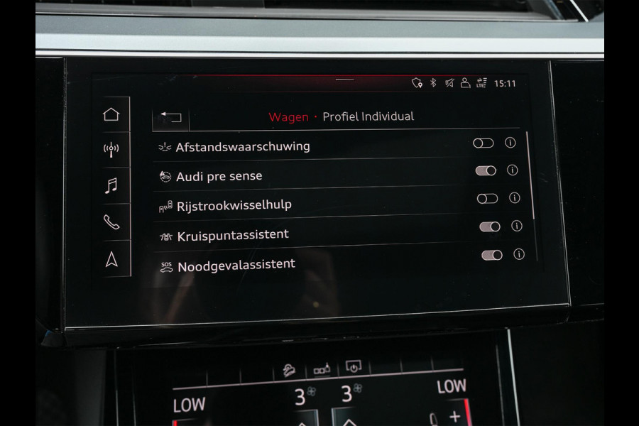 Audi e-tron e-tron 55 quattro advanced 95 kWh | Panoramadak | Luchtvering | 360 Camera | Adaptive Cruise | Memory Seats |